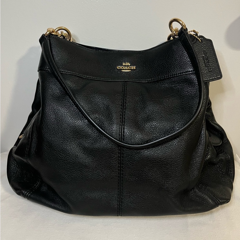 Coach Edie Pebbles Shoulder Bag - Black